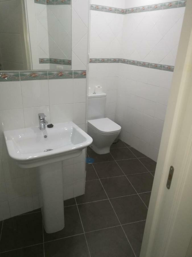 Apartamentos Edificio Vicente Малага Экстерьер фото