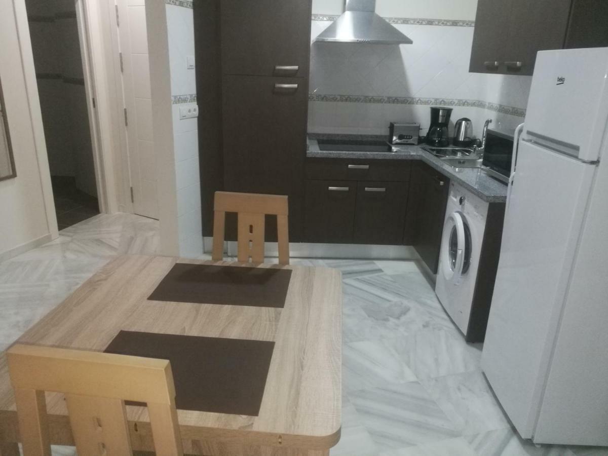 Apartamentos Edificio Vicente Малага Экстерьер фото