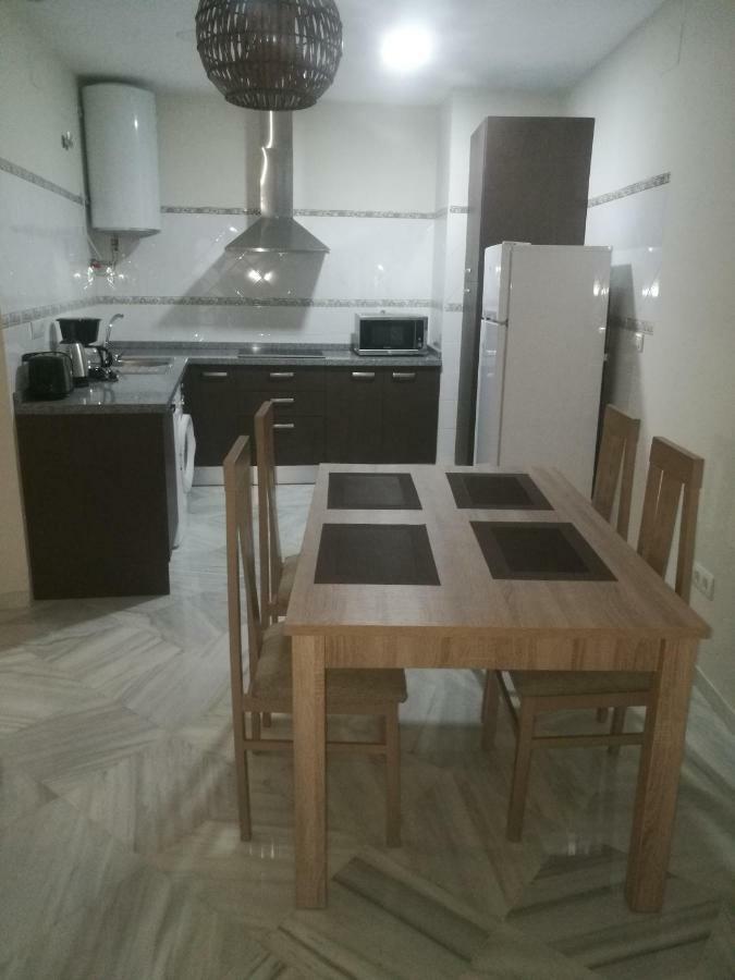 Apartamentos Edificio Vicente Малага Экстерьер фото
