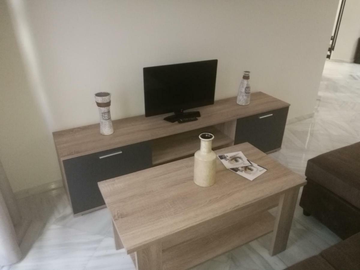 Apartamentos Edificio Vicente Малага Экстерьер фото