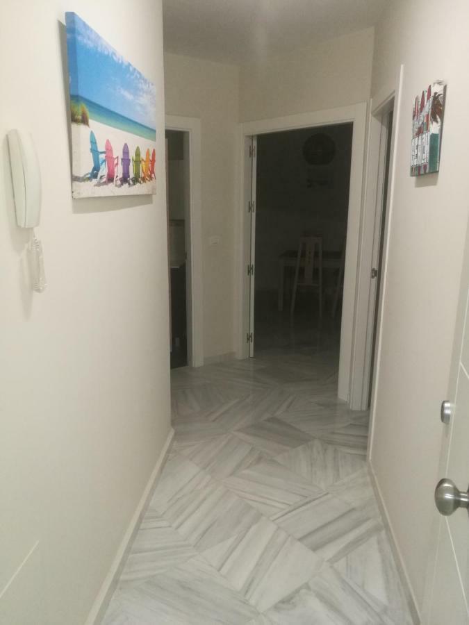 Apartamentos Edificio Vicente Малага Экстерьер фото