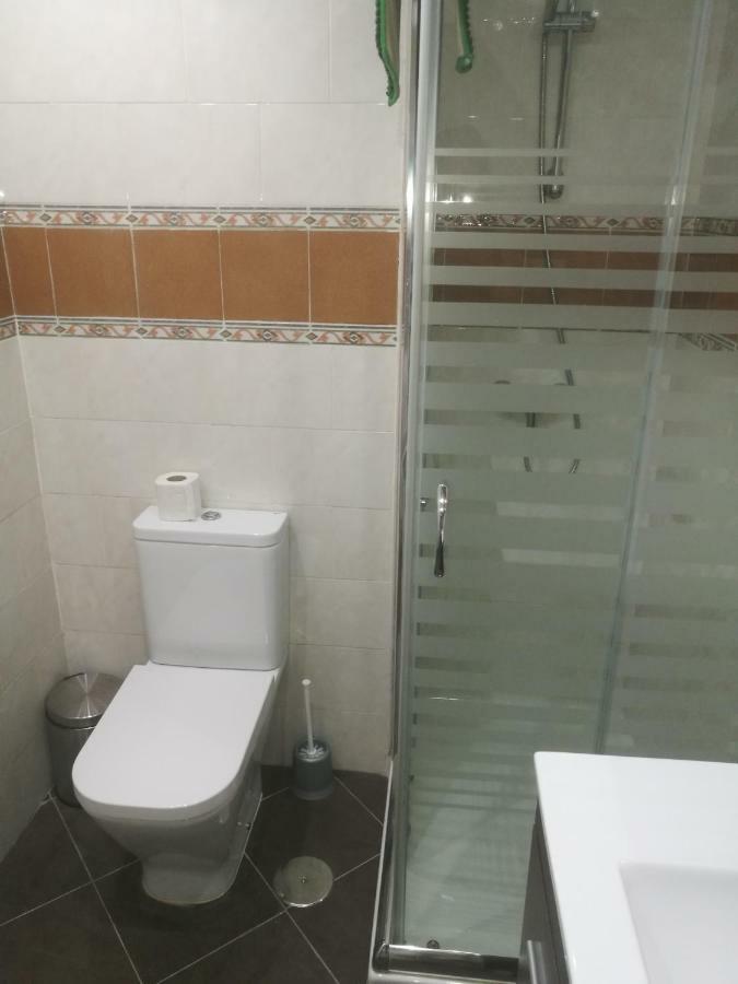 Apartamentos Edificio Vicente Малага Экстерьер фото