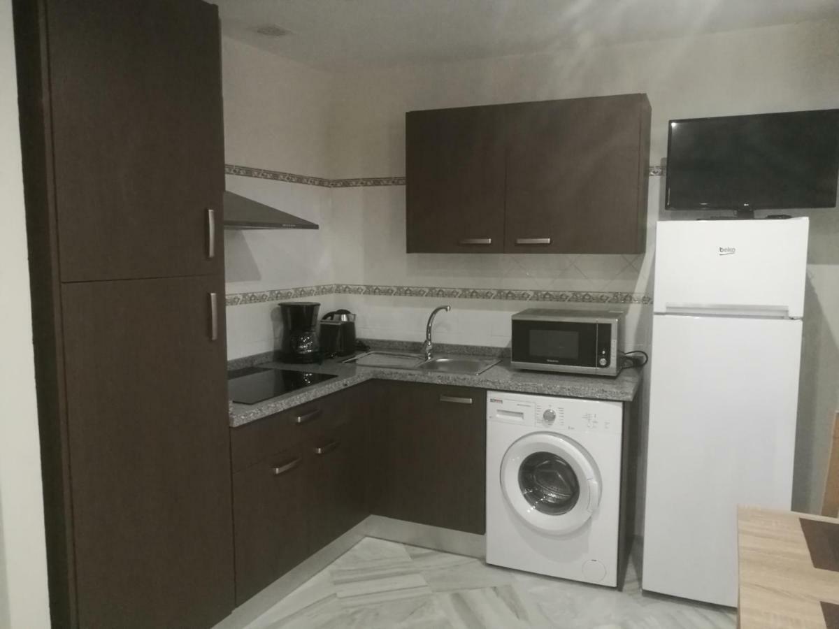 Apartamentos Edificio Vicente Малага Экстерьер фото